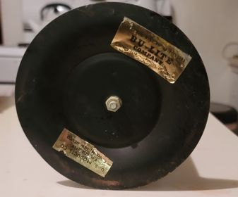 side image for 2 Vintage Lanterns untested  - 1