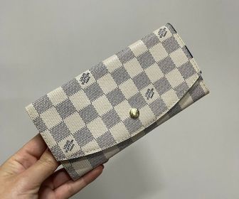 side image for CARTEIRAS LV - 1