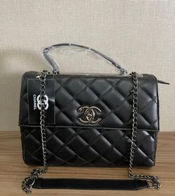 side image for CHANEL LUXO - 2