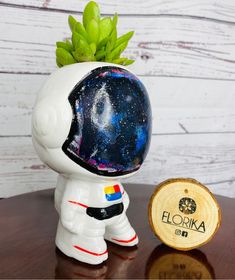 side image for Astronauta Cósmico - 1