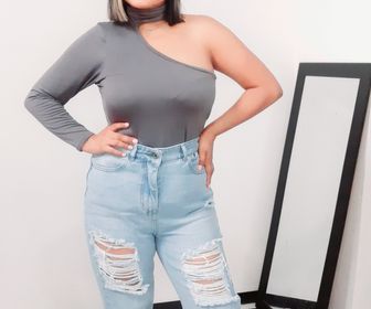side image for ❌AGOTADO❌Blusa Adelaida Gris  - 2