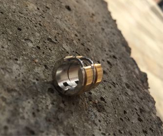 side image for Brinco gold - 1