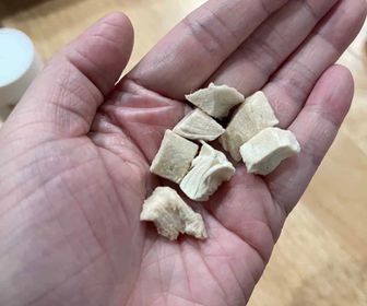 side image for Freeze dried chicken - for cats and dogs 20 grams  - 1