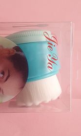 side image for Cepillo exfoliante suave azul  - 1