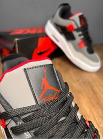 side image for Jordan 4 “infrared” - 2