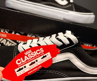 side image for Vans old skool - 4