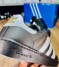 side image for Adidas SuperStars  - 4