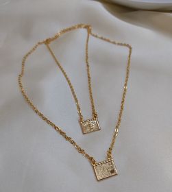 side image for Escapulário Espirito Santo com Mensagem 60cm Folheado Ouro 18K - 1