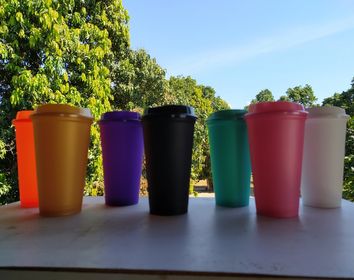 side image for Vaso de plástico reutilizable - 1