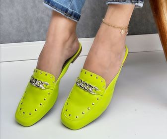 side image for Mules colors - 2