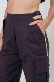 side image for Calça Cargo Preta - 1
