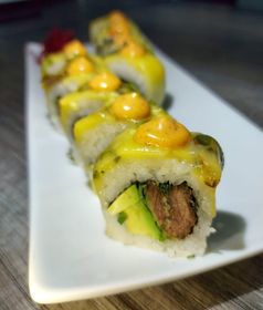 side image for Martes a Viernes 3x2 Rollos temakis y temaris  - 3