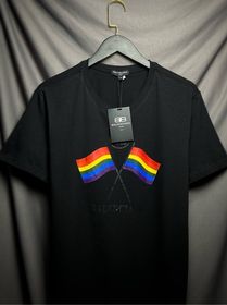 side image for Camiseta Balenciaga Preta Bandeira Tamanhos : P - 1