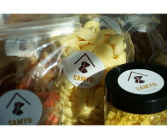 side image for 澳洲羊奶蛋黄溶豆 Milky Egg Pea Makanan Ringan Haiwan 宠物零食 PET SNACKS 营养 美毛 增肥 MAKANAN KUCING 100G - 1