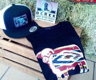 side image for Combo playera y cachucha  - 2