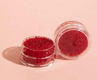 side image for Lip Scrub - 1