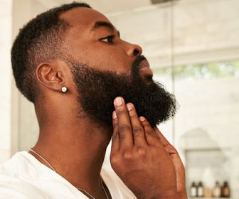 side image for Nourishing Beard Oil  - 1