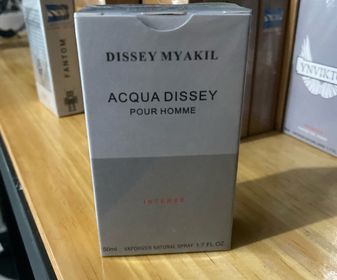 side image for Issey Miyake - 1