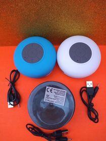 side image for Bocina Bluetooth de baño - 1