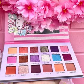 side image for Sombra de ojos Hello Kitty - 2