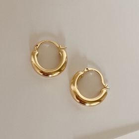 side image for Carla Hoops  - 1