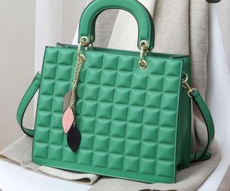 side image for BOLSA DE MANO CON TIRA PARA BANDOLERA  - 1