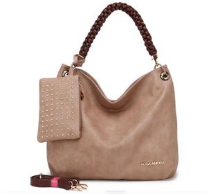 side image for BOLSA MAS PEQUEÑO NECESER - 1
