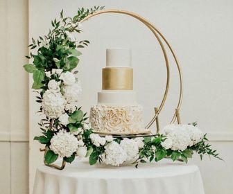 side image for Arch Cake Stand - 1