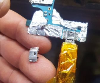 side image for Troca de Conector de Carga - 2