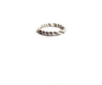 side image for Classic Twist Ring  - 2