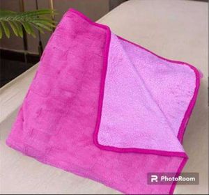 side image for Colcha Llana com Diseño  - 5
