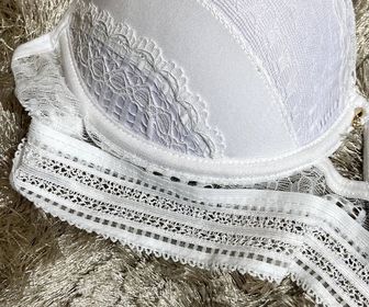 side image for Lingerie Branca Donade - 2
