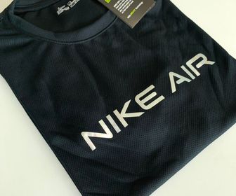 side image for CAMISA NIKE AIR PRETA - GG - 1