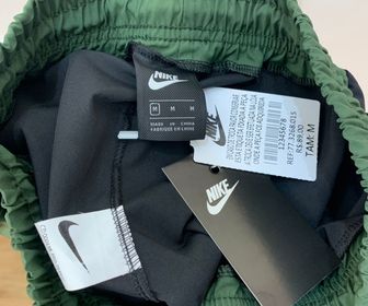 side image for SHORT NIKE VERDE COM PRETO - G - 2