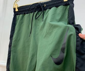 side image for SHORT NIKE VERDE COM PRETO (SÍMBOLO GRANDE) - G - 1