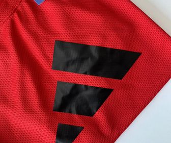 side image for CAMISA ADIDAS VERMELHA (SÍMBOLO GRANDE) - G - 2