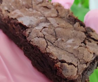 side image for Yuni Brownie - 1