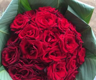 side image for Roses  - 3