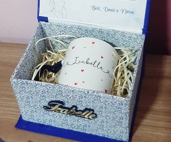 side image for Caixa em Cartonagem + Caneca de Porcelana  - 2