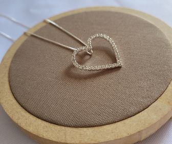 side image for Colar coração  - 1