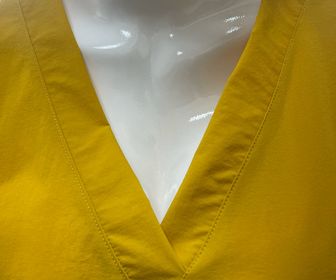 side image for Blusa vt mostaza  - 2