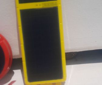 side image for GPS Solar 4G con SIM GLOBAL  - 1