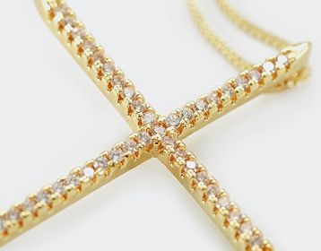 side image for  COLAR CRUZ BANHADO A OURO 18K CRAVEJADO COM MICRO ZIRCÔNIA NA COR CRISTAL - 2