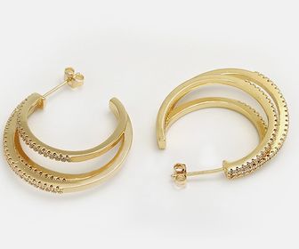 side image for BRINCO ARGOLA 3 FIOS BANHADO A OURO 18K  CRAVEJADO COM MICRO ZIRCÔNIAS CRISTAIS - 2