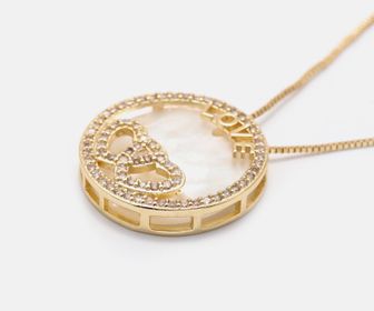 side image for COLAR BANHADO A OURO 18K COM PINGENTE CIRCULAR "LOVE" CRAVEJADO COM MICRO ZIRCÔNIA E BASE DE MADREPEROLA - 3