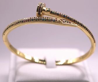 side image for BRACELETE PREGO BANHADO A OURO 18K  CRAVEJADO COM MICRO ZIRCÔNIAS COLORIDAS - 2