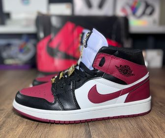side image for Tênis Air Jordan 1 Mid  "Beetroot" Rox - 6