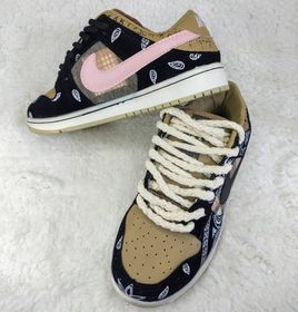 side image for SB Dunk Travis Scott 1 - 1