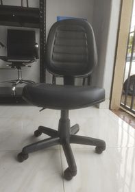 side image for Cadeira Executiva Base S/relax Giratória Martiflex  Couríssimo Preto - 3