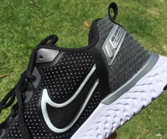 side image for Tênis nike legend react - 2